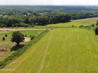 15001 Fairview Road, Byhalia, MS 38611