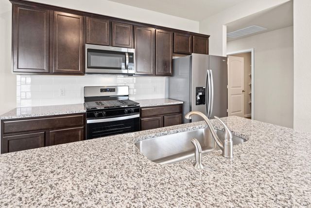 145 Globe Mallow CIR, Kyle, TX 78640
