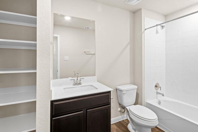 145 Globe Mallow CIR, Kyle, TX 78640