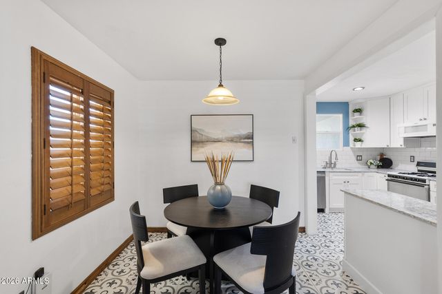 1306 W CLARENDON Avenue, Phoenix, AZ 85013