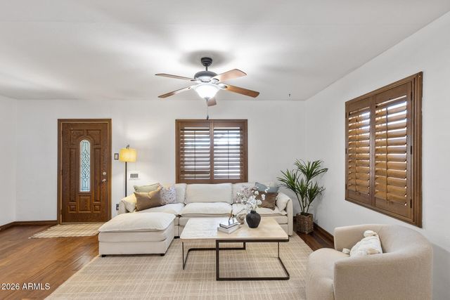 1306 W CLARENDON Avenue, Phoenix, AZ 85013