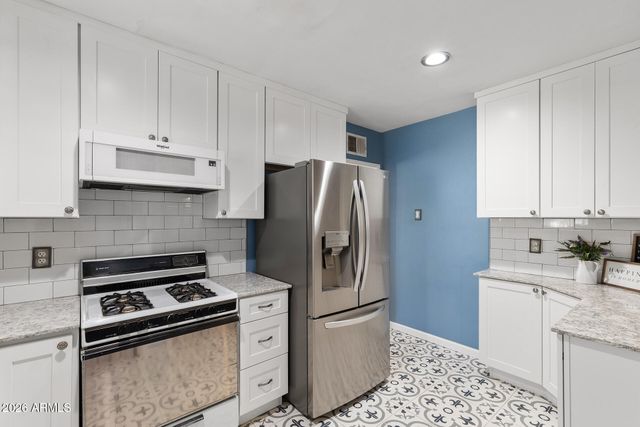 1306 W CLARENDON Avenue, Phoenix, AZ 85013