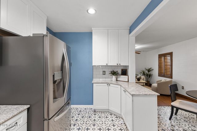 1306 W CLARENDON Avenue, Phoenix, AZ 85013