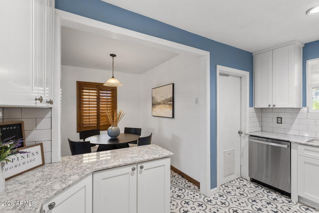 1306 W CLARENDON Avenue, Phoenix, AZ 85013