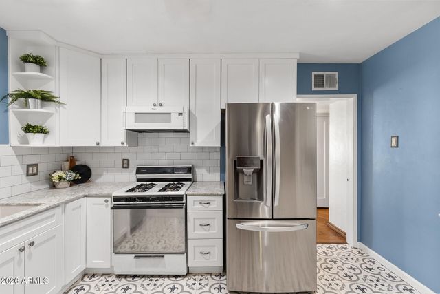1306 W CLARENDON Avenue, Phoenix, AZ 85013