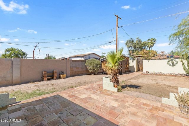 1306 W CLARENDON Avenue, Phoenix, AZ 85013