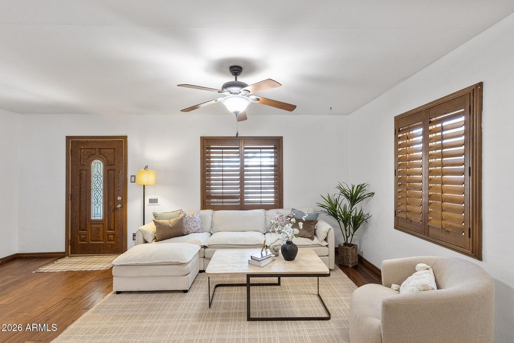 1306 W CLARENDON Avenue, Phoenix, AZ 85013 — photo 2