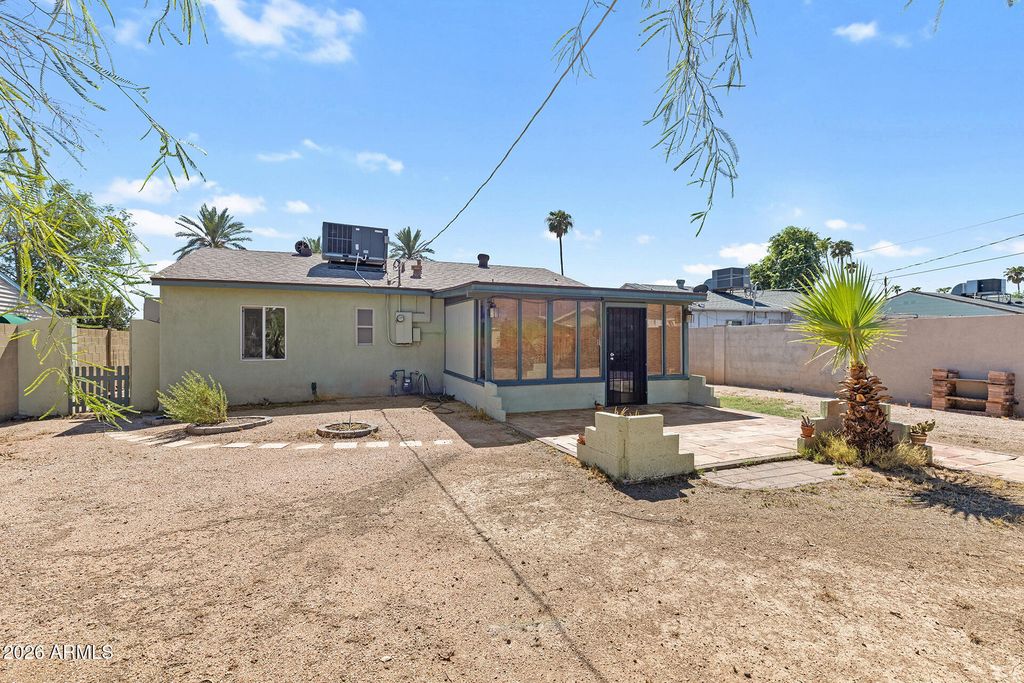 1306 W CLARENDON Avenue, Phoenix, AZ 85013 — photo 5
