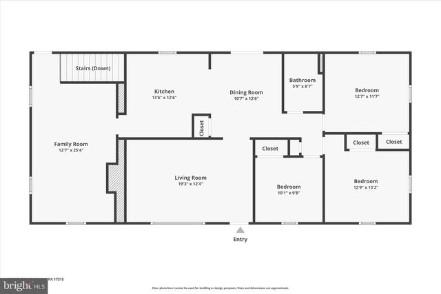1767 OAKLEY DR, Dover, PA 17315