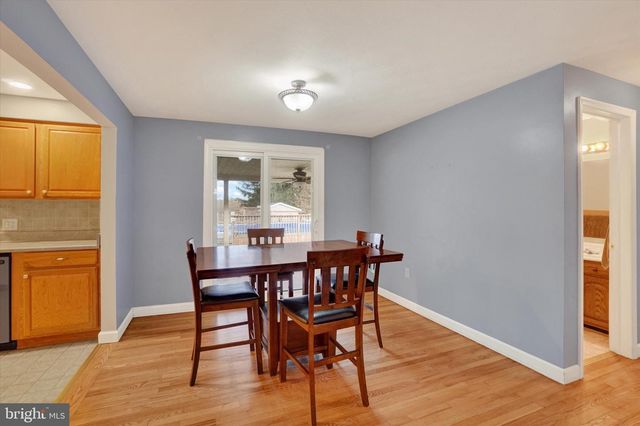 1767 OAKLEY DR, Dover, PA 17315