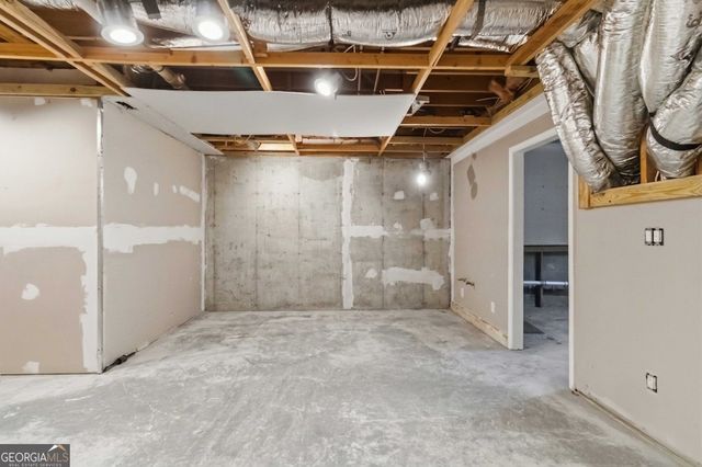 3302 Connemara Trace, Lawrenceville, GA 30044