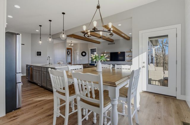 4612 BRADINGTON DR, Columbia, MO 65201