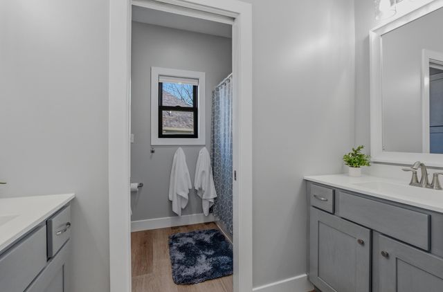 4612 BRADINGTON DR, Columbia, MO 65201