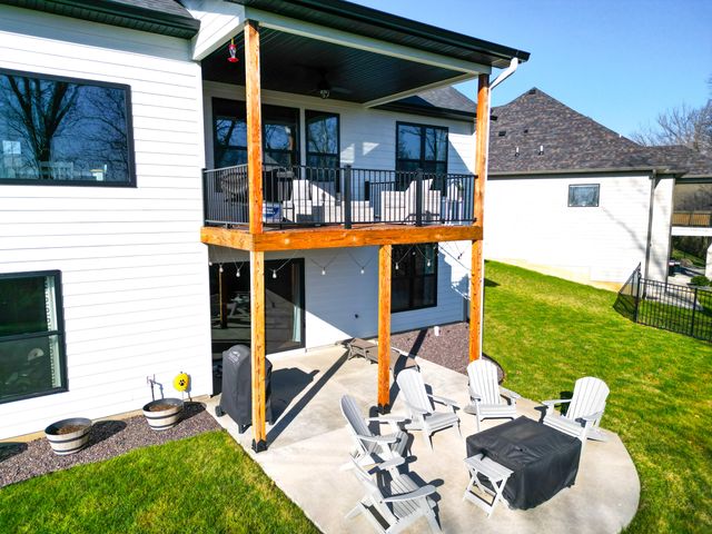 4612 BRADINGTON DR, Columbia, MO 65201