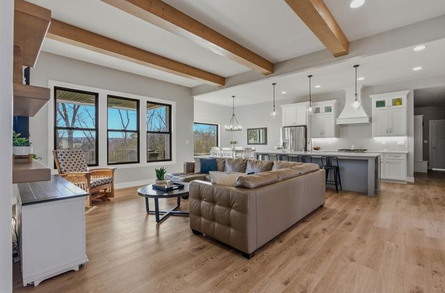 4612 BRADINGTON DR, Columbia, MO 65201