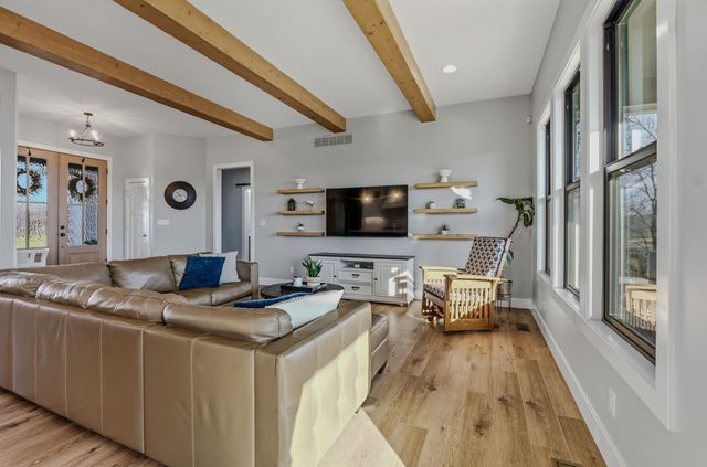 4612 BRADINGTON DR, Columbia, MO 65201