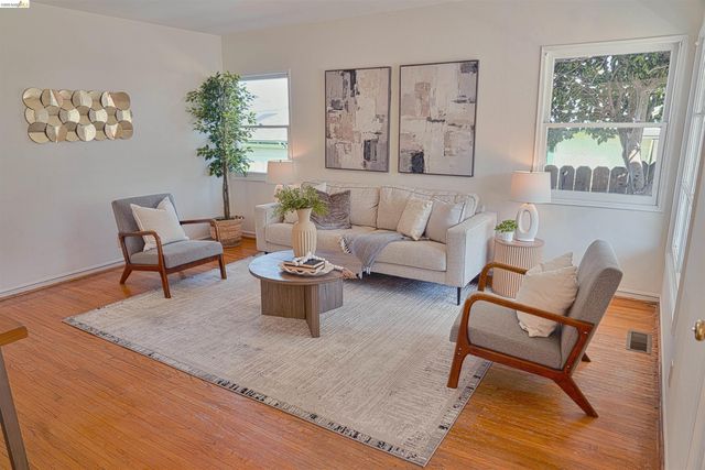 1225 S 57th, Richmond, CA 94804