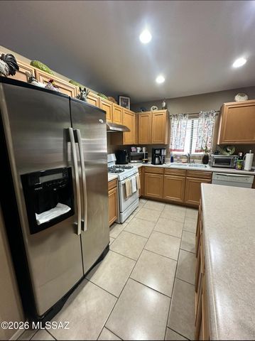 7585 S Carlisle Avenue, Tucson, AZ 85746