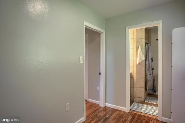 25 HICKORY ROAD, Carlisle, PA 17015