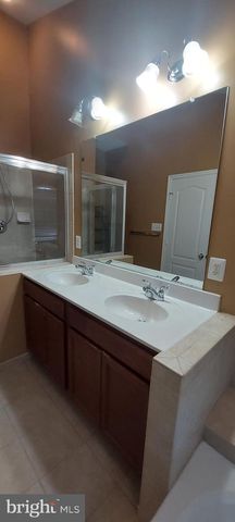 12539 BLUE SKY DR, Clarksburg, MD 20871