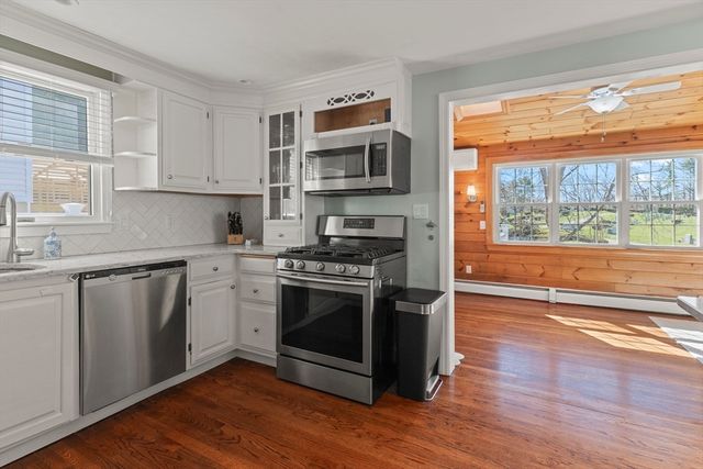 26 Crosstown Ave, Boston, MA 02132