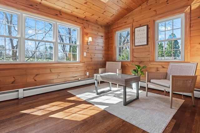 26 Crosstown Ave, Boston, MA 02132