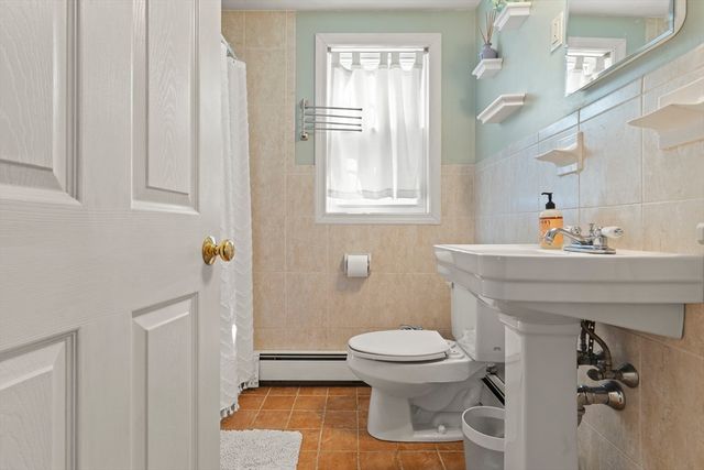 26 Crosstown Ave, Boston, MA 02132