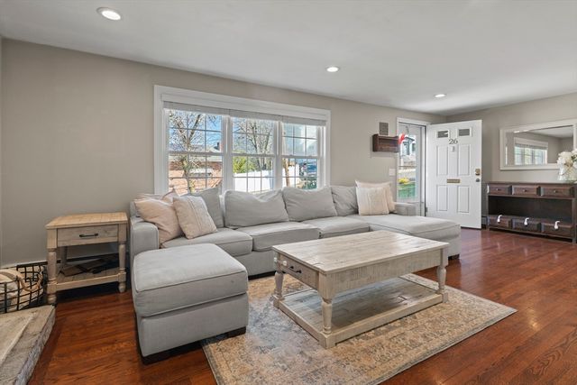 26 Crosstown Ave, Boston, MA 02132