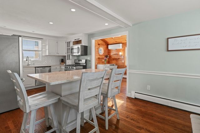 26 Crosstown Ave, Boston, MA 02132