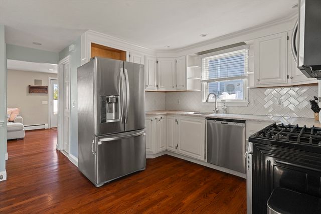 26 Crosstown Ave, Boston, MA 02132