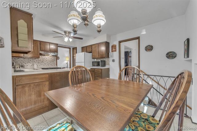 2232 Wilshire Street, Westland, MI 48186