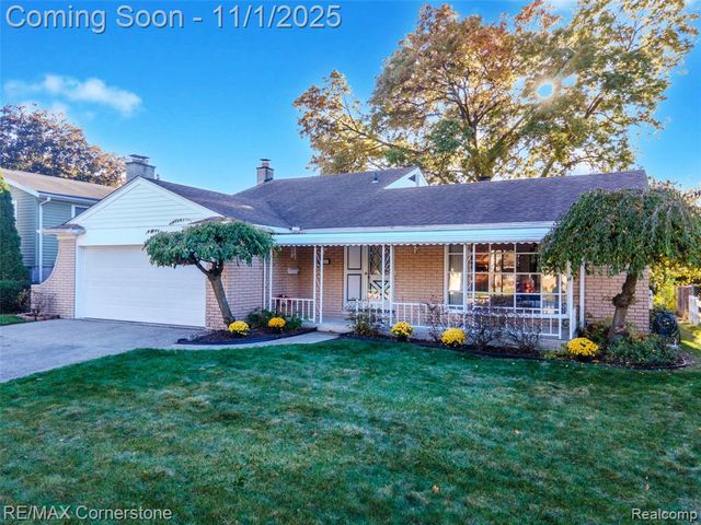 2232 Wilshire Street, Westland, MI 48186