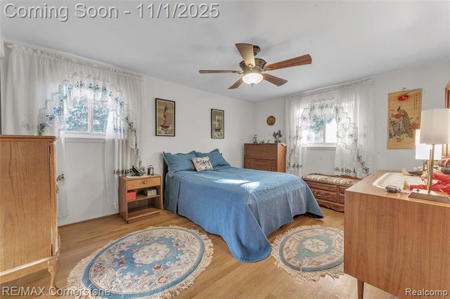 2232 Wilshire Street, Westland, MI 48186