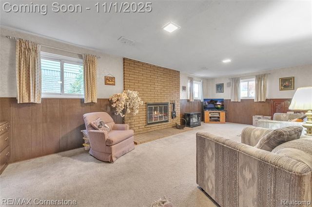 2232 Wilshire Street, Westland, MI 48186