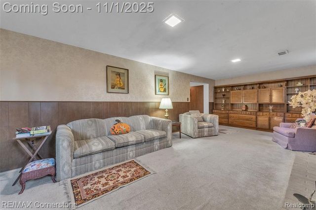 2232 Wilshire Street, Westland, MI 48186