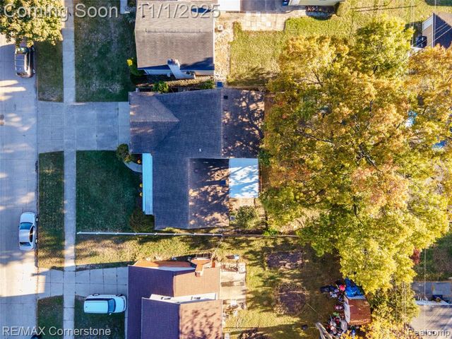 2232 Wilshire Street, Westland, MI 48186