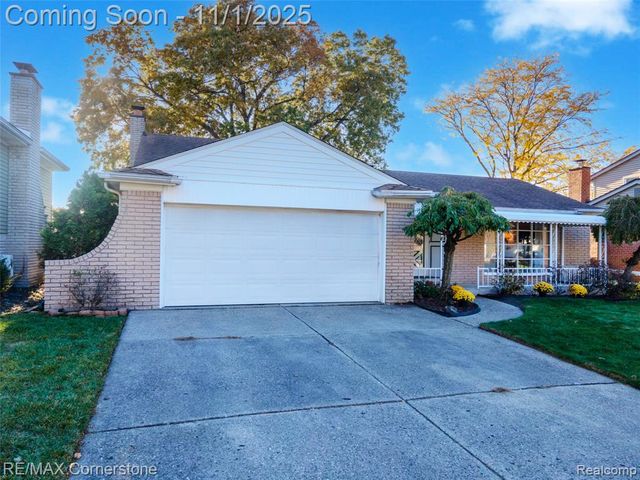 2232 Wilshire Street, Westland, MI 48186