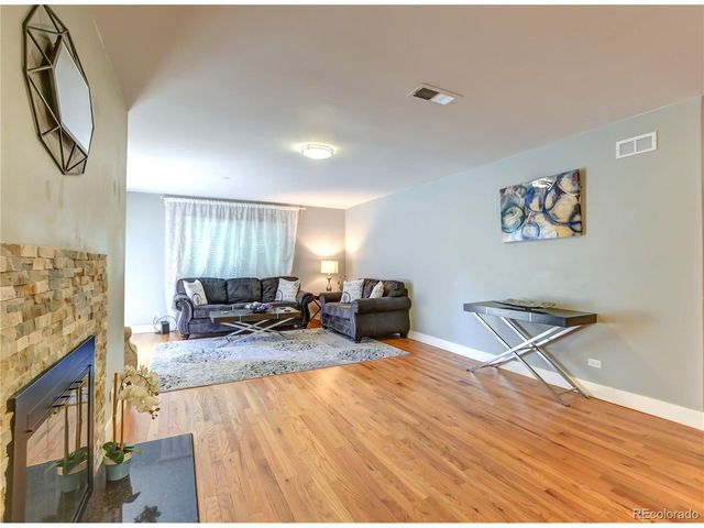 2321 S Henry Pl, Denver, CO 80210