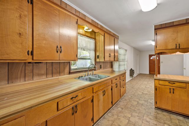 324 Peps Point, Hattiesburg, MS 39401