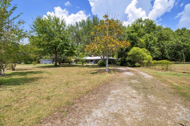 324 Peps Point, Hattiesburg, MS 39401