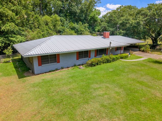 324 Peps Point, Hattiesburg, MS 39401