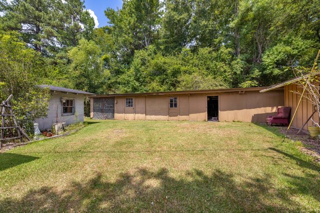 324 Peps Point, Hattiesburg, MS 39401