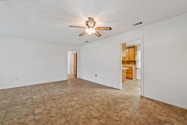 324 Peps Point, Hattiesburg, MS 39401