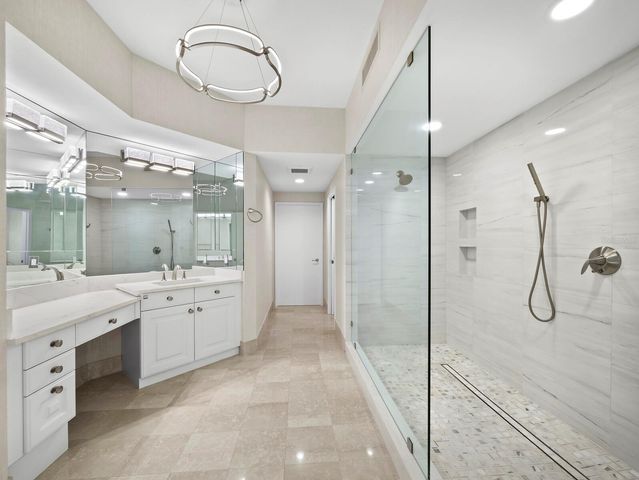 3040 GRAND BAY BOULEVARD 225, Longboat Key, FL 34228