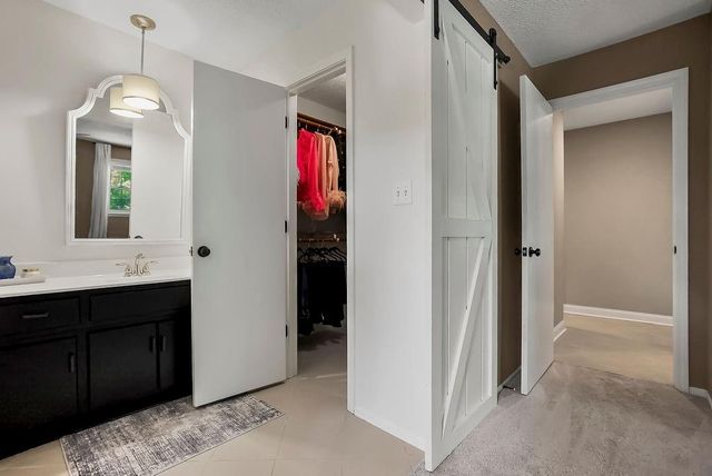 13433 W 80th Terrace, Lenexa, KS 66215
