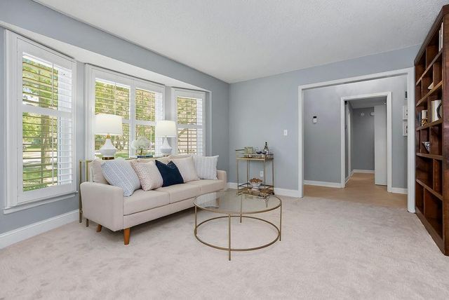 13433 W 80th Terrace, Lenexa, KS 66215
