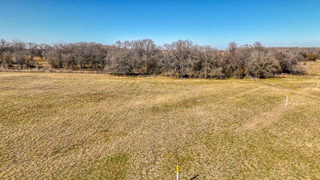 1136 Paradise Parkway, Poolville, TX 76487