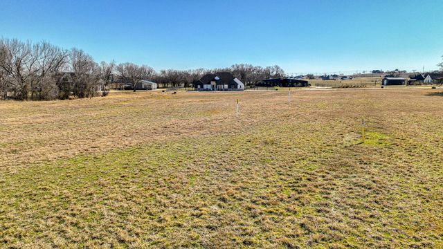 1136 Paradise Parkway, Poolville, TX 76487