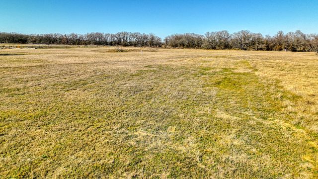 1136 Paradise Parkway, Poolville, TX 76487