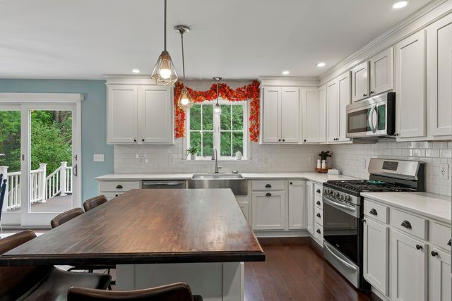 59 Old South Road, South Berwick, ME 03908